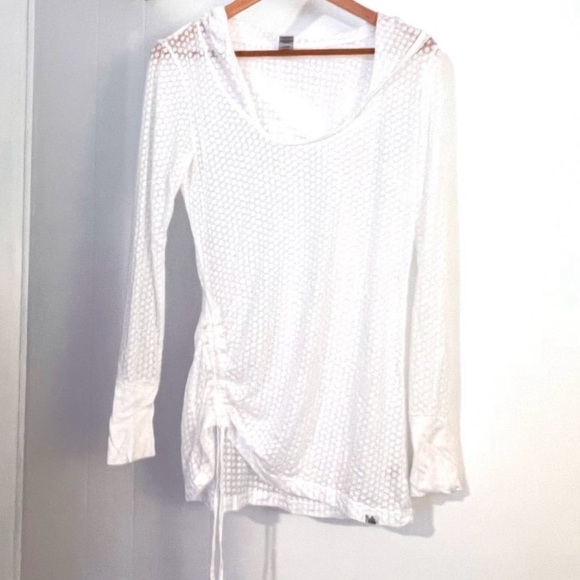 Prana yoga Brand. sheer hoodie, cute dot pattern, adjustable cinch on side. - Picture 2 of 8